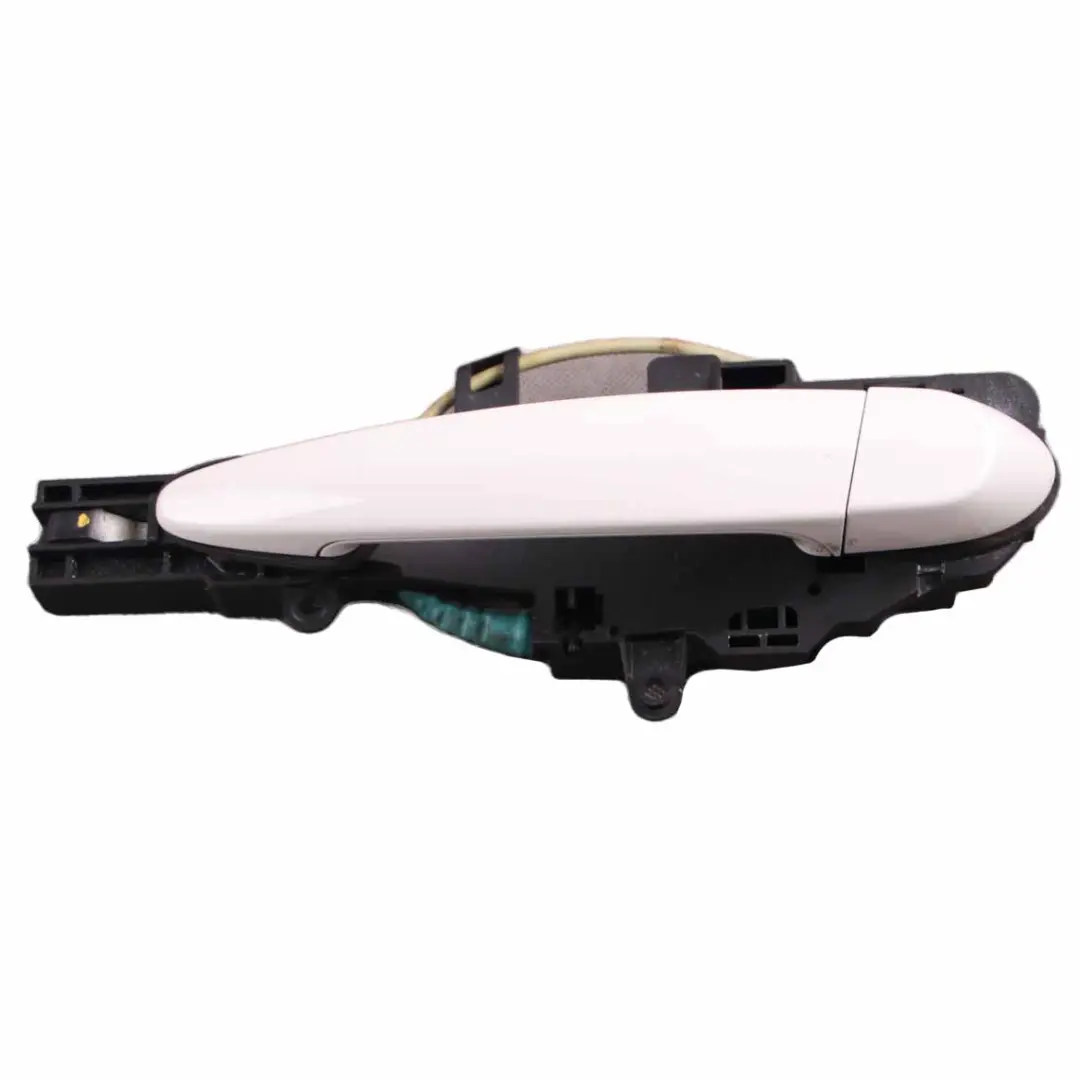 BMW E87 Asidero Puerta Trasera Izquierda Alpinweiss Blanco Alpino - 300 - SKU 7069759-AW1 - Número de pieza 7069759