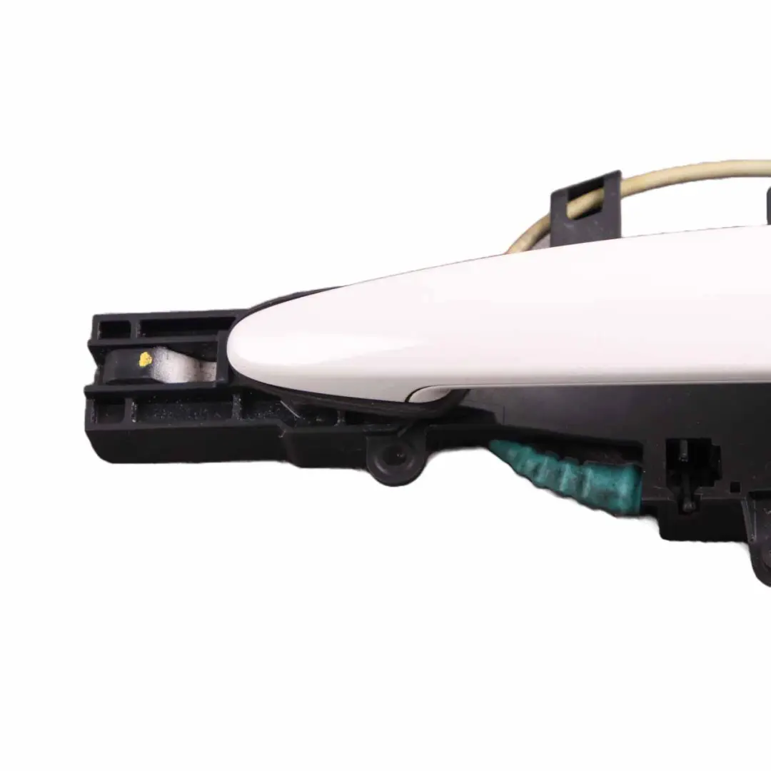 BMW E87 Asidero Puerta Trasera Izquierda Alpinweiss Blanco Alpino - 300 - SKU 7069759-AW1 - Número de pieza 7069759