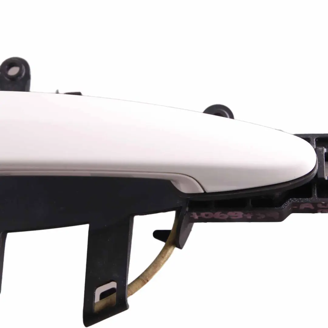 Asidero Puerta Trasera Izquierda Alpinweiss Blanco Alpino - 300 para BMW E87 con número de pieza 7069759 BMW E87 Asidero Puerta Trasera Izquierda Alpinweiss Blanco Alpino - 300 - SKU 7069759-AW1 - Número de pieza 7069759