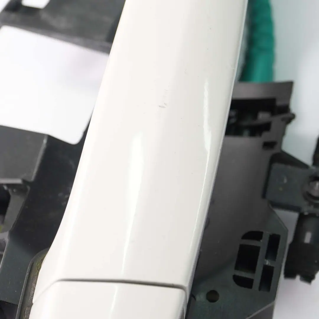 Rear Handle BMW E87 Grab Door Right O/S Alpinweiss Alpine White - 300 - SKU 7069759-AW2 - Part number 7069759