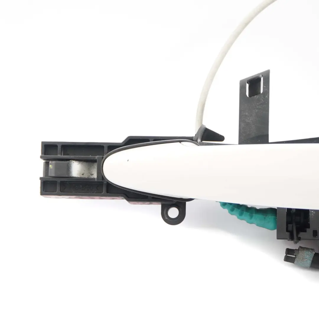 Handle BMW E87 Grab Door Left N/S Alpinweiss Alpine White - 300 to Rear with Part number 7069759 Rear Handle BMW E87 Grab Door Left N/S Alpinweiss Alpine White - 300 - SKU 7069759-AW3 - Part number 7069759
