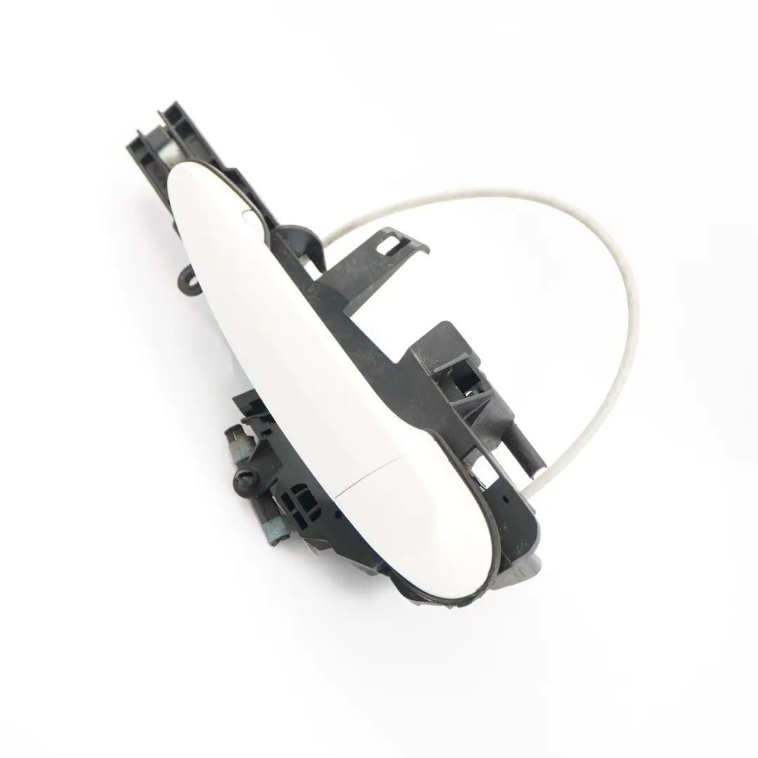 Handle BMW E87 Grab Door Left N/S Alpinweiss Alpine White - 300 to Rear with Part number 7069759 Rear Handle BMW E87 Grab Door Left N/S Alpinweiss Alpine White - 300 - SKU 7069759-AW3 - Part number 7069759