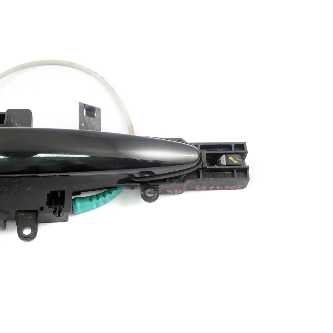 Kompletter Türgriff Hinten Rechts Schwarz Sapphire für BMW 1 er E87 mit Teilenummer 7069759 BMW 1 er E87 Kompletter Türgriff Hinten Rechts Schwarz Sapphire - SKU 7069759-BS - Teilenummer 7069759