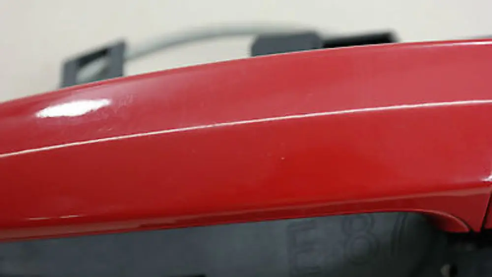 BMW E87 E87N LCI Asidero trasero izquierdo completo Japanrot Rojo - SKU 7069759-JR - Número de pieza 51210392545 51227069759