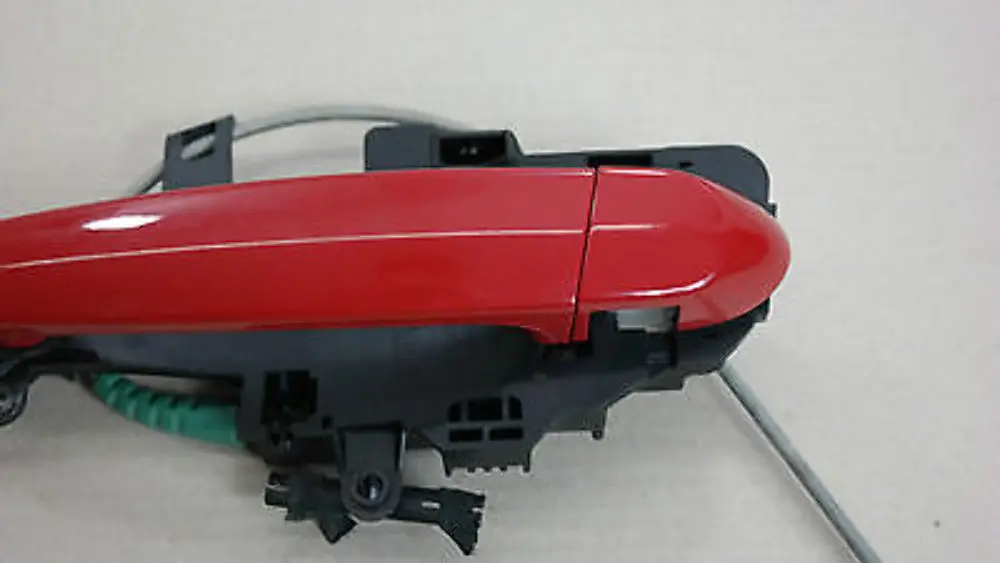 BMW E87 E87N LCI Asidero trasero izquierdo completo Japanrot Rojo - SKU 7069759-JR - Número de pieza 51210392545 51227069759