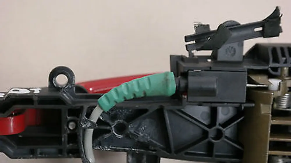 BMW E87 Klamka lewa japanrot tył tylna - SKU 7069759-JR - Numer Części 51210392545 51227069759