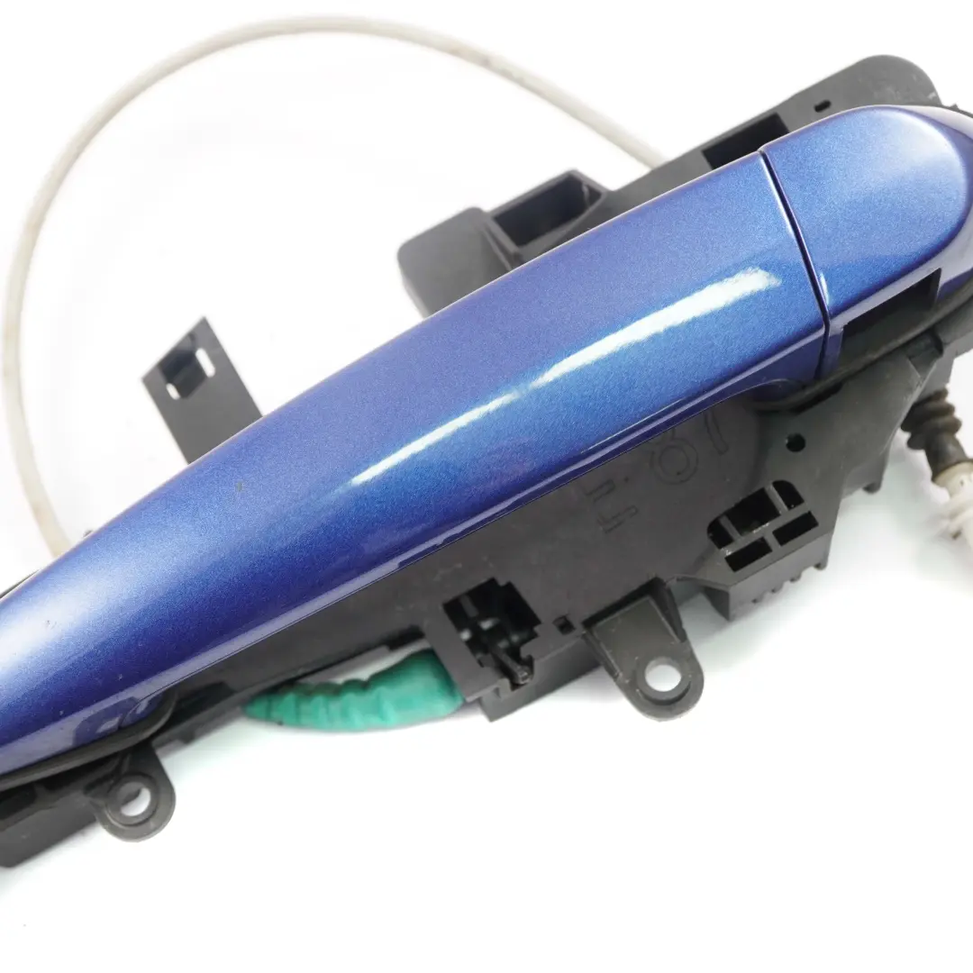 Kompletter Türgriff Hinten Links Montegoblau Metallic A51 für BMW 1 er E87 mit Teilenummer 7069759 BMW 1 er E87 Kompletter Türgriff Hinten Links Montegoblau Metallic A51 - SKU 7069759-MTB - Teilenummer 7069759