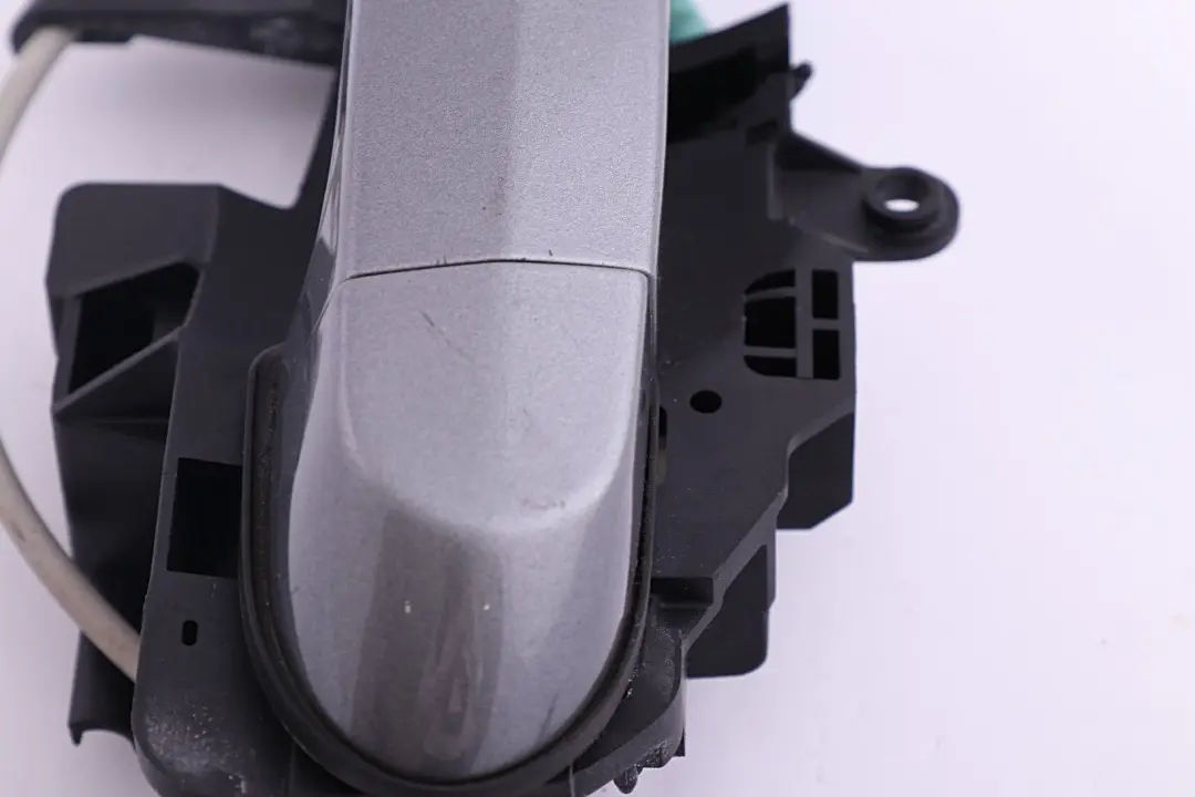 kompletter Türgriff hinten rechts Spacegrau Space Grau für BMW 1 er E87 mit Teilenummer 7069759 BMW 1 er E87 kompletter Türgriff hinten rechts Spacegrau Space Grau - SKU 7069759-SCG - Teilenummer 7069759