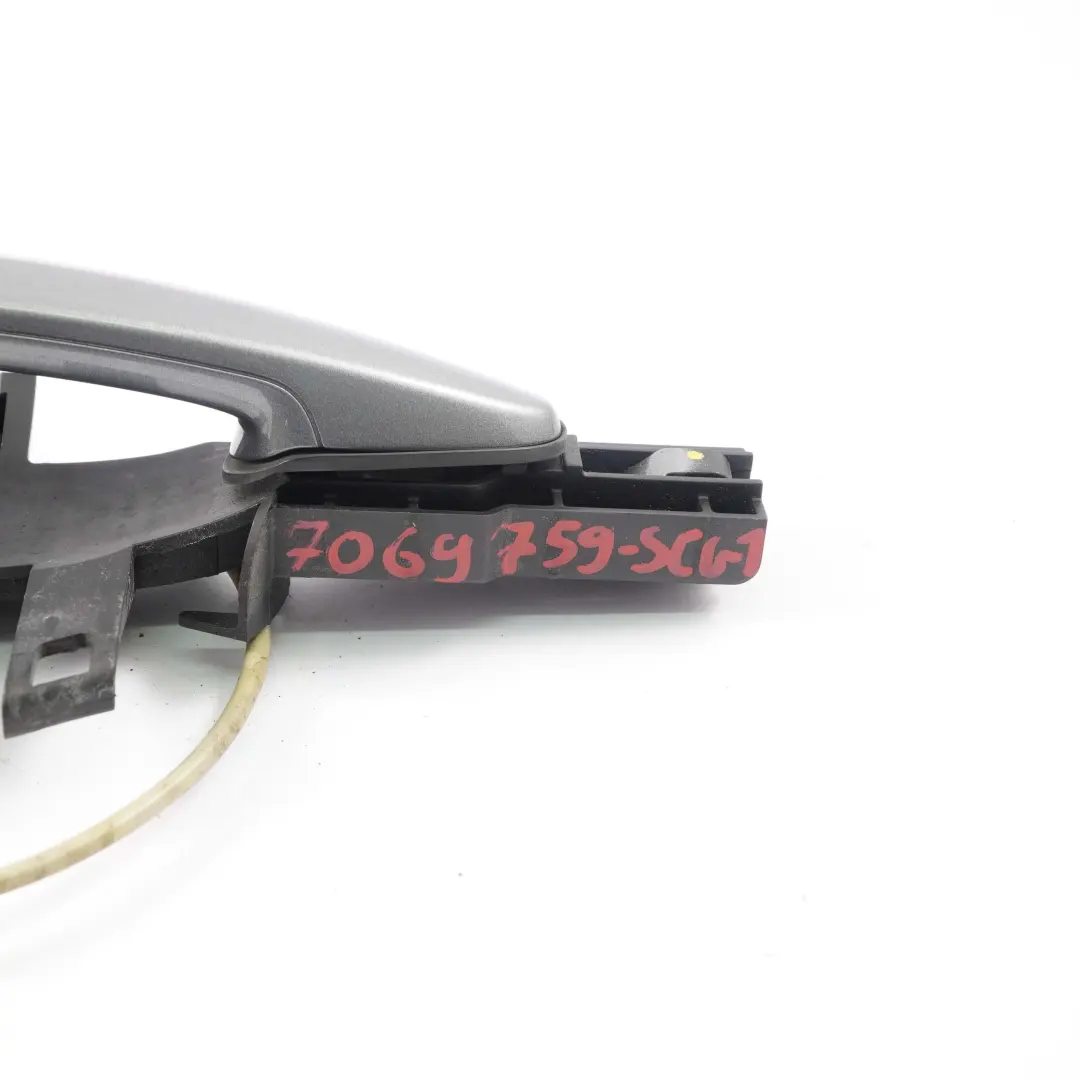 Agarre Trasero Izquierdo Exterior Spacegrau Gris Espacial Tirador para BMW E87 con número de pieza 7069759 BMW E87 Agarre Trasero Izquierdo Exterior Spacegrau Gris Espacial Tirador - SKU 7069759-SCG1 - Número de pieza 7069759
