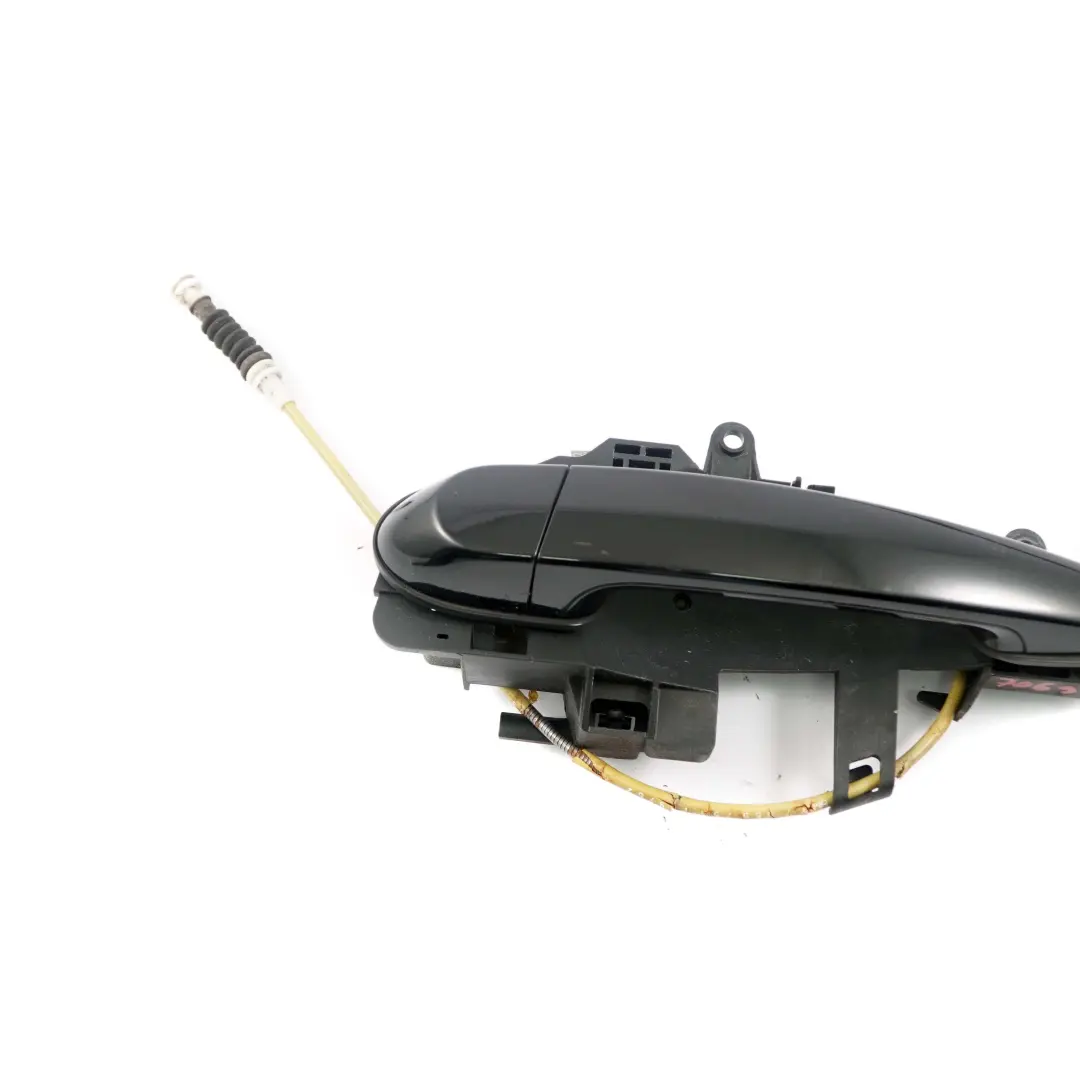 Asidero Trasero Izquierdo Completo Schwarz 2 Negro 668 para BMW E87 con número de pieza 7069759 BMW E87 Asidero Trasero Izquierdo Completo Schwarz 2 Negro 668 - SKU 7069759-SCH1 - Número de pieza 7069759