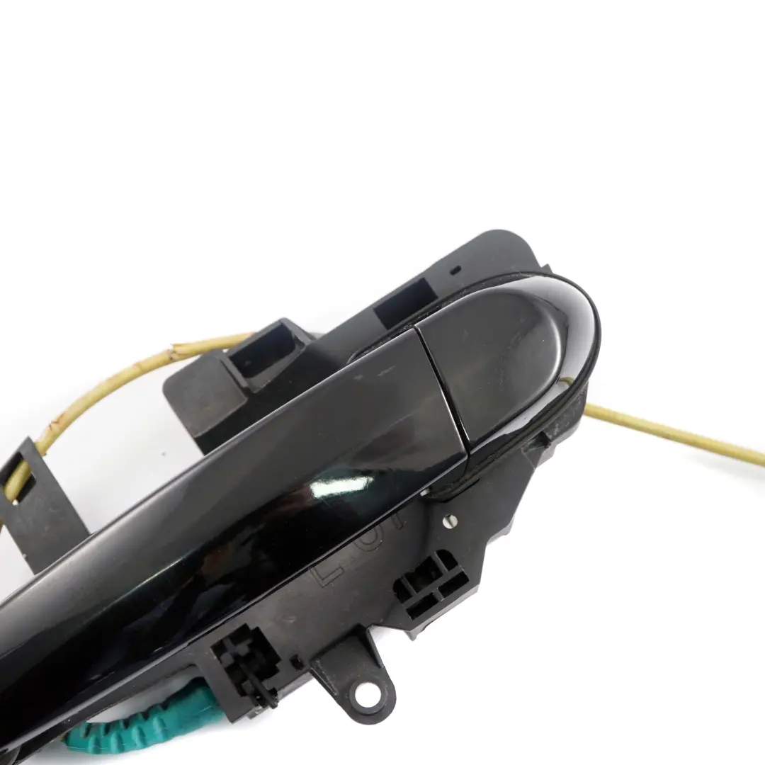 BMW E87 Asidero Trasero Izquierdo Completo Schwarz 2 Negro 668 - SKU 7069759-SCH1 - Número de pieza 7069759