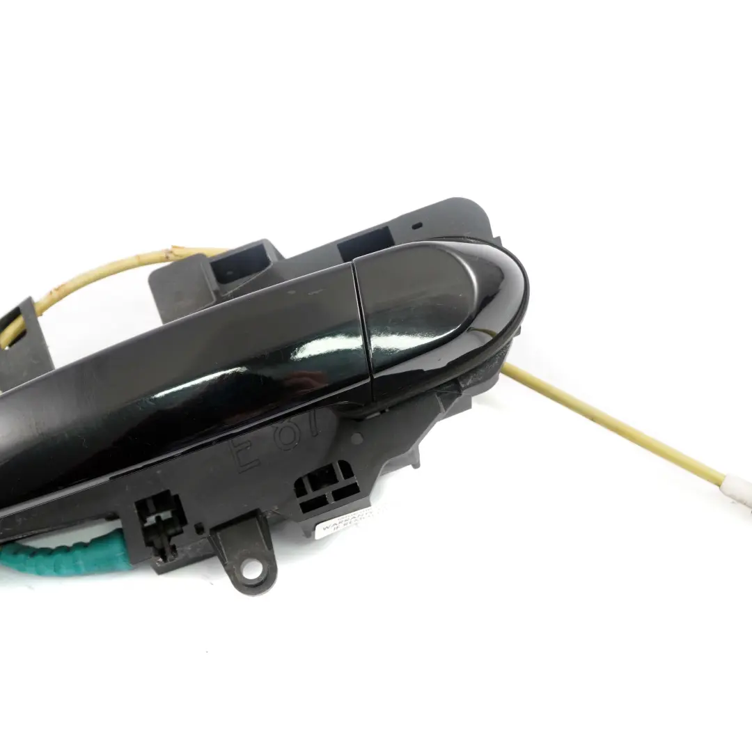 Completer Poignee de Porte Arriere Gauche Noir 2 668 pour BMW 1 E87 à propos du numéro de pièce 7069759 BMW 1 E87 Completer Poignee de Porte Arriere Gauche Noir 2 668 - SKU 7069759-SCH1 - Numéro de pièce 7069759