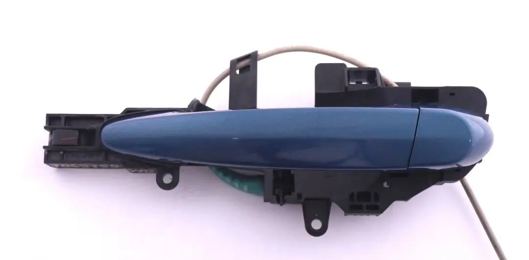 Poignée De Main Complète Arrière Gauche Sydneyblau Sydney Blue - A19 pour BMW E87 à propos du numéro de pièce 7069759 BMW E87 Poignée De Main Complète Arrière Gauche Sydneyblau Sydney Blue - A19 - SKU 7069759-SYD2 - Numéro de pièce 7069759