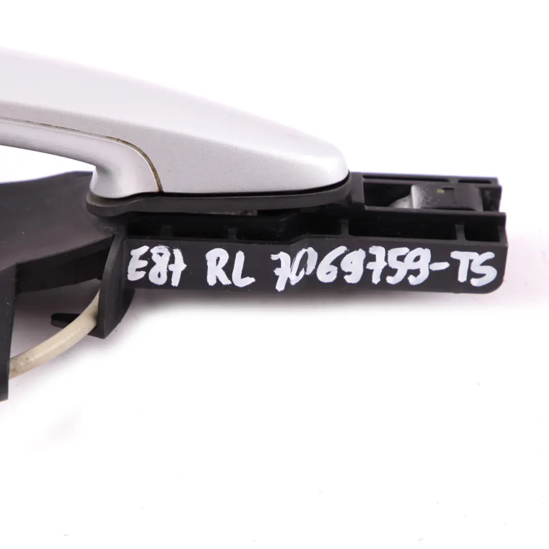 Complete Rear Left N/S Grab Door Handle Titansilber Silver to BMW 1 Series E87 3 with Part number 7069759 BMW 1 Series E87 3 Complete Rear Left N/S Grab Door Handle Titansilber Silver - SKU 7069759-TS3 - Part number 7069759