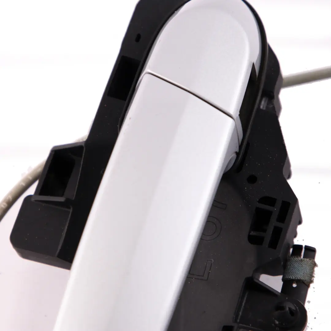 BMW 1 Series E87 3 Complete Rear Left N/S Grab Door Handle Titansilber Silver - SKU 7069759-TS3 - Part number 7069759