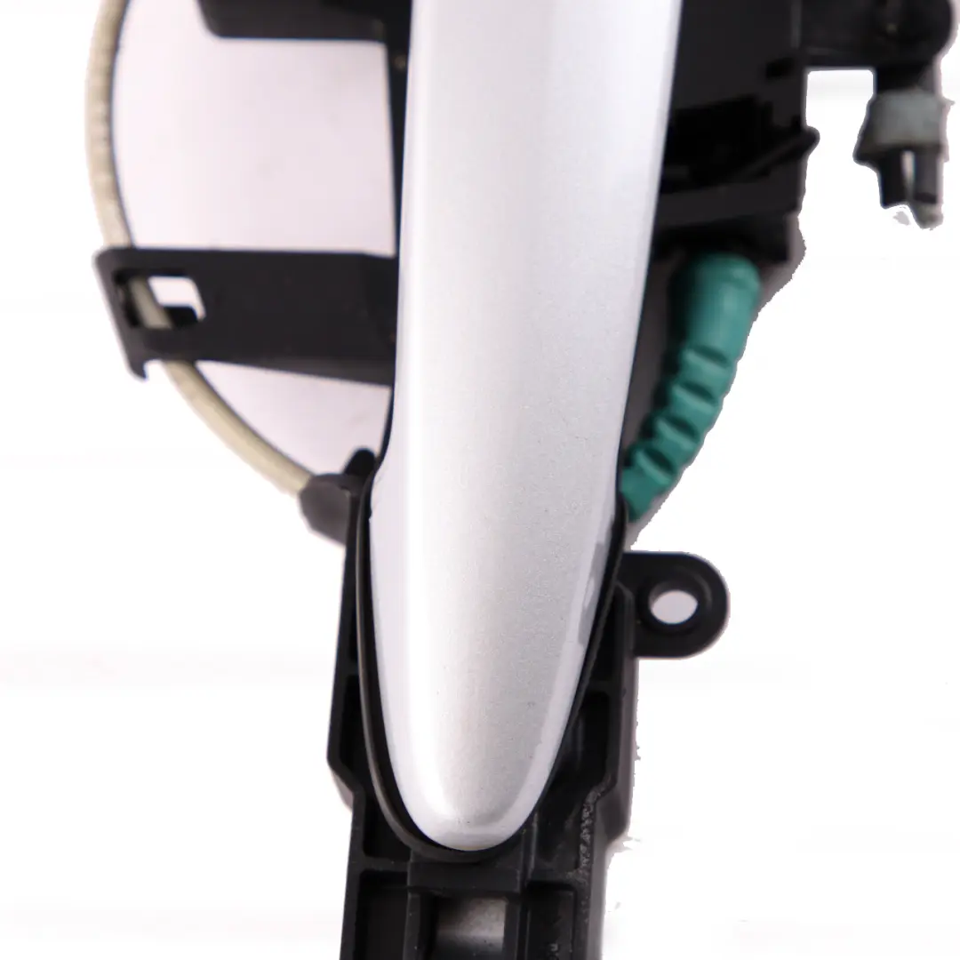 Poignée de porte arrière gauche complète Titansilber Silver pour BMW 1 E87 3 à propos du numéro de pièce 7069759 BMW 1 E87 3 Poignée de porte arrière gauche complète Titansilber Silver - SKU 7069759-TS3 - Numéro de pièce 7069759