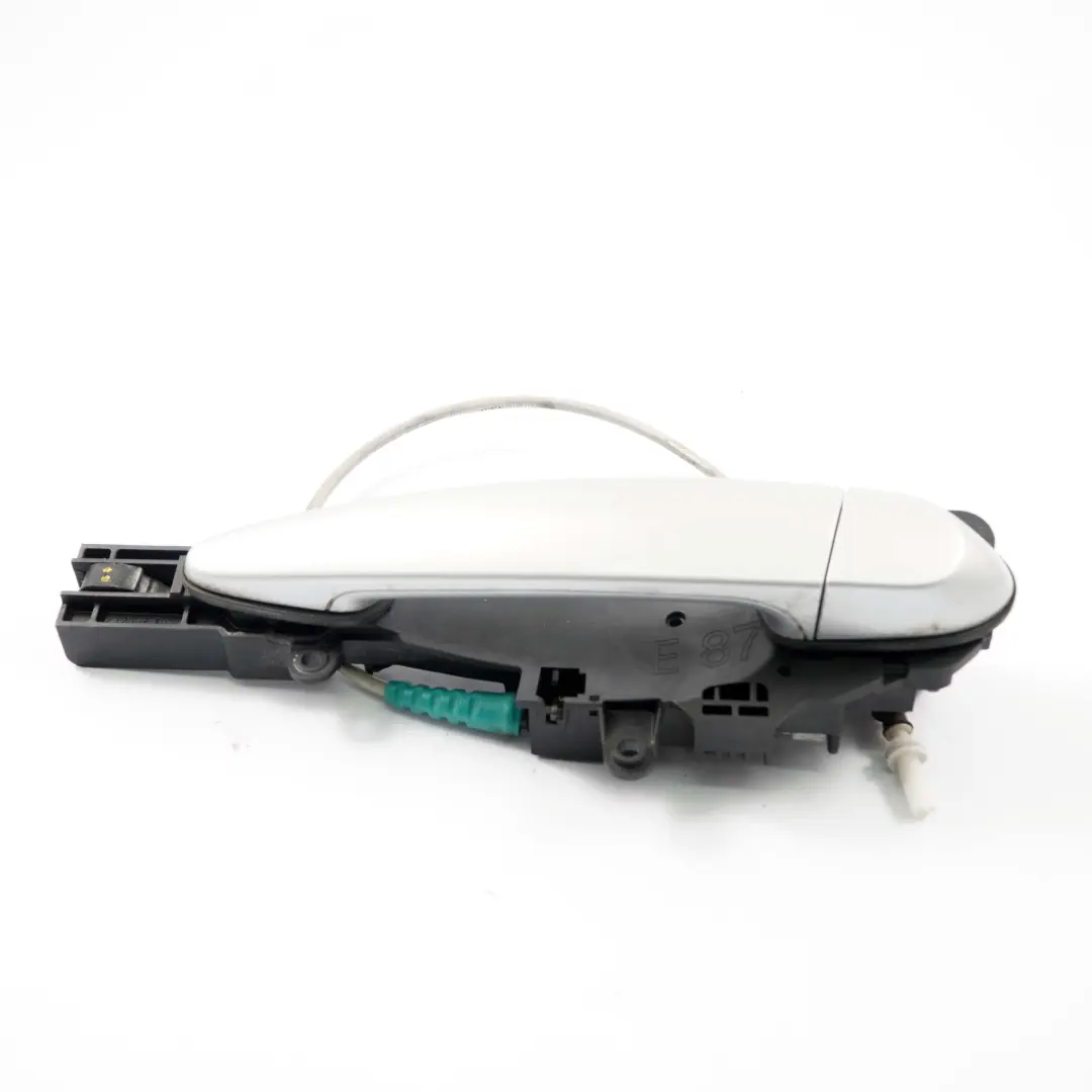 Completo Agarre Trasero Izquierdo Titansilber Tirador Puerta para BMW E87 4 con número de pieza 7069759 BMW E87 4 Completo Agarre Trasero Izquierdo Titansilber Tirador Puerta - SKU 7069759-TS4 - Número de pieza 7069759