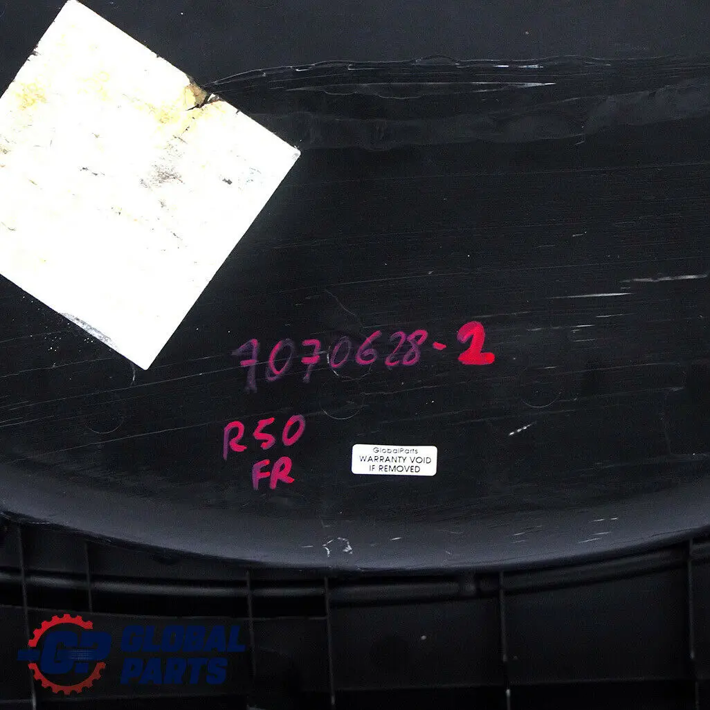 Pannello Porta Lega Patina Anteriore Destro Nero per Mini R50 R53 con numero di parte 7070628 Mini R50 R53 Pannello Porta Lega Patina Anteriore Destro Nero - SKU 7070628-2 - Numero di parte 7070628