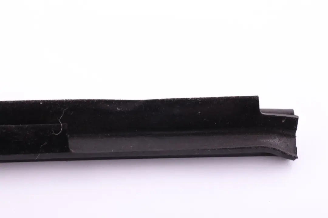 Plaque D'egout Interieur Gauche pour Mini R52 Cabriolet Porte à propos du numéro de pièce 7072929 Mini R52 Cabriolet Porte Plaque D'egout Interieur Gauche - SKU 7072929 - Numéro de pièce 7072929