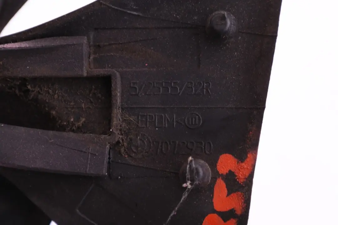 Schachtabdeckung innen rechts 5136 für Mini R52 mit Teilenummer 7072930 Mini R52 Schachtabdeckung innen rechts 5136 - SKU 7072930 - Teilenummer 7072930