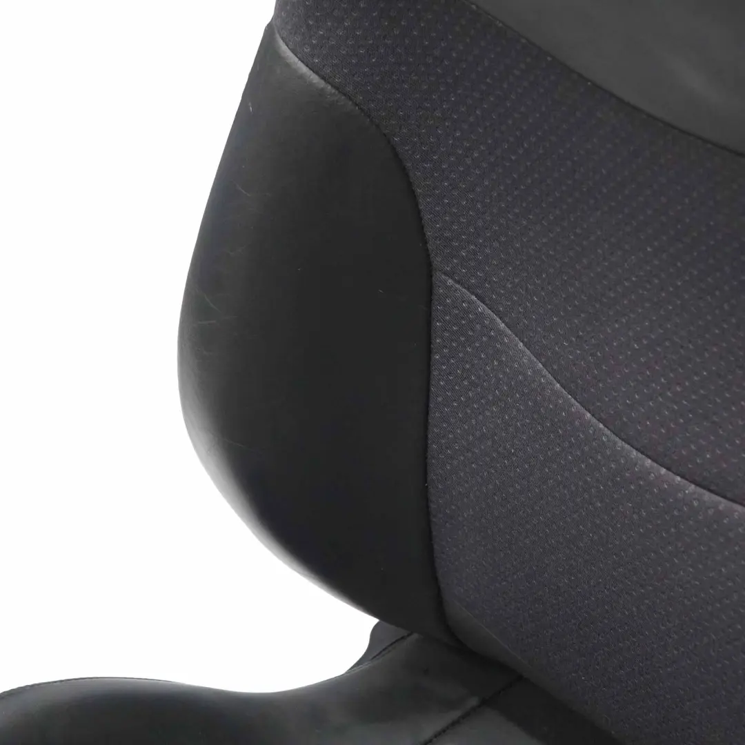 Siege Sport Avant Gauche Tissu/Cuir Satellite pour Mini Cooper R50 R53 à propos du numéro de pièce 7073003 Mini Cooper R50 R53 Siege Sport Avant Gauche Tissu/Cuir Satellite - SKU 7073003-2 - Numéro de pièce 7073003