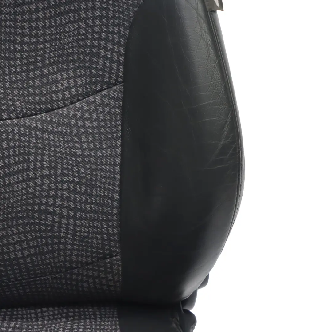 Stoff / Leder Vorne Rechts Sport Sitz Sportsitz Kaleido für Mini Cooper One R50 mit Teilenummer 7073010 Mini Cooper One R50 Stoff / Leder Vorne Rechts Sport Sitz Sportsitz Kaleido - SKU 7073010-1 - Teilenummer 7073010