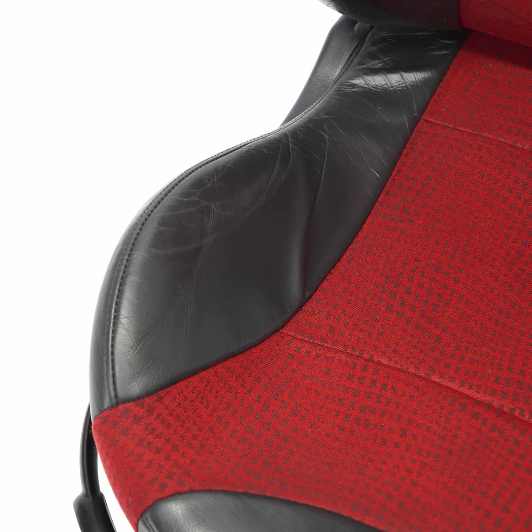 Sedile anteriore destro Sport in tessuto / pelle Kaleido Red per Mini Cooper One R50 con numero di parte 7073012 Mini Cooper One R50 Sedile anteriore destro Sport in tessuto / pelle Kaleido Red - SKU 7073012 - Numero di parte 7073012