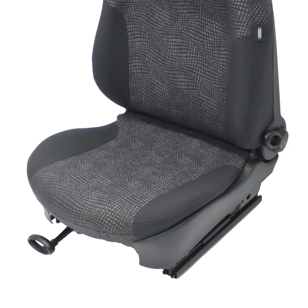 Asiento Delantero Izquierdo Tela Kaleido Negro para Mini Cooper One R50 con número de pieza 7073073 Mini Cooper One R50 Asiento Delantero Izquierdo Tela Kaleido Negro - SKU 7073073 - Número de pieza 7073073