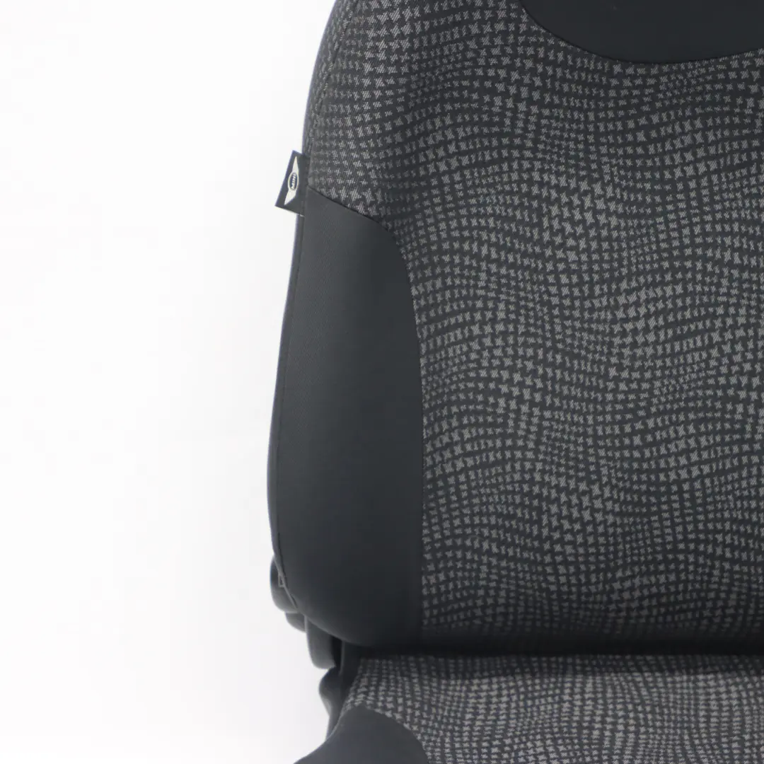 Siège avant gauche Tissu Kaleido Noir pour Mini Cooper One R50 à propos du numéro de pièce 7073073 Mini Cooper One R50 Siège avant gauche Tissu Kaleido Noir - SKU 7073073 - Numéro de pièce 7073073