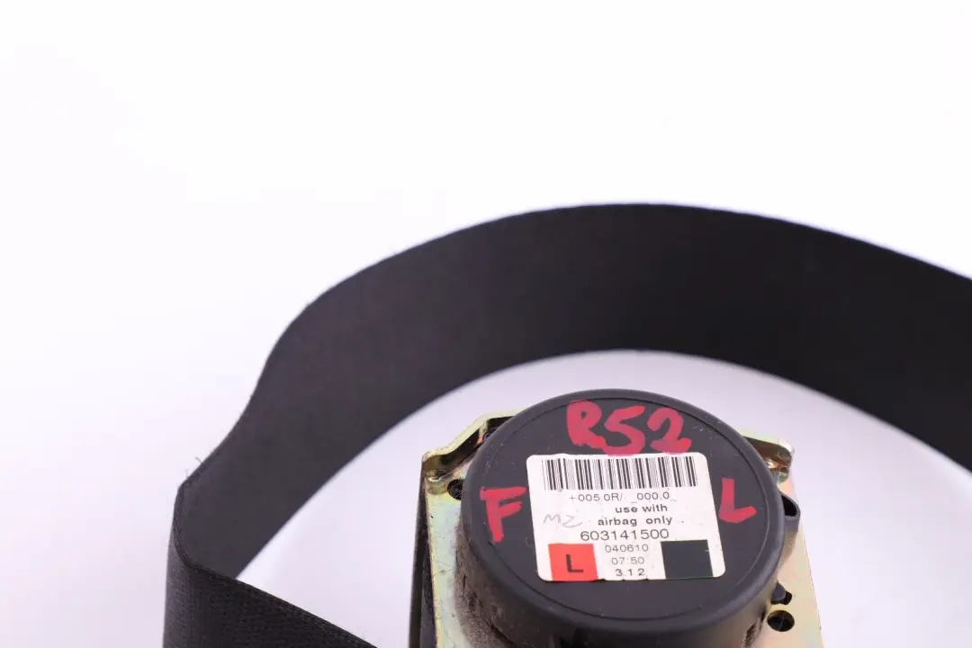 Sedile sicurezza cintura superiore anteriore sinistra nero per Mini R52 Cabrio con numero di parte 9147857 Mini R52 Cabrio Sedile sicurezza cintura superiore anteriore sinistra nero - SKU 7073483 - Numero di parte 9147857