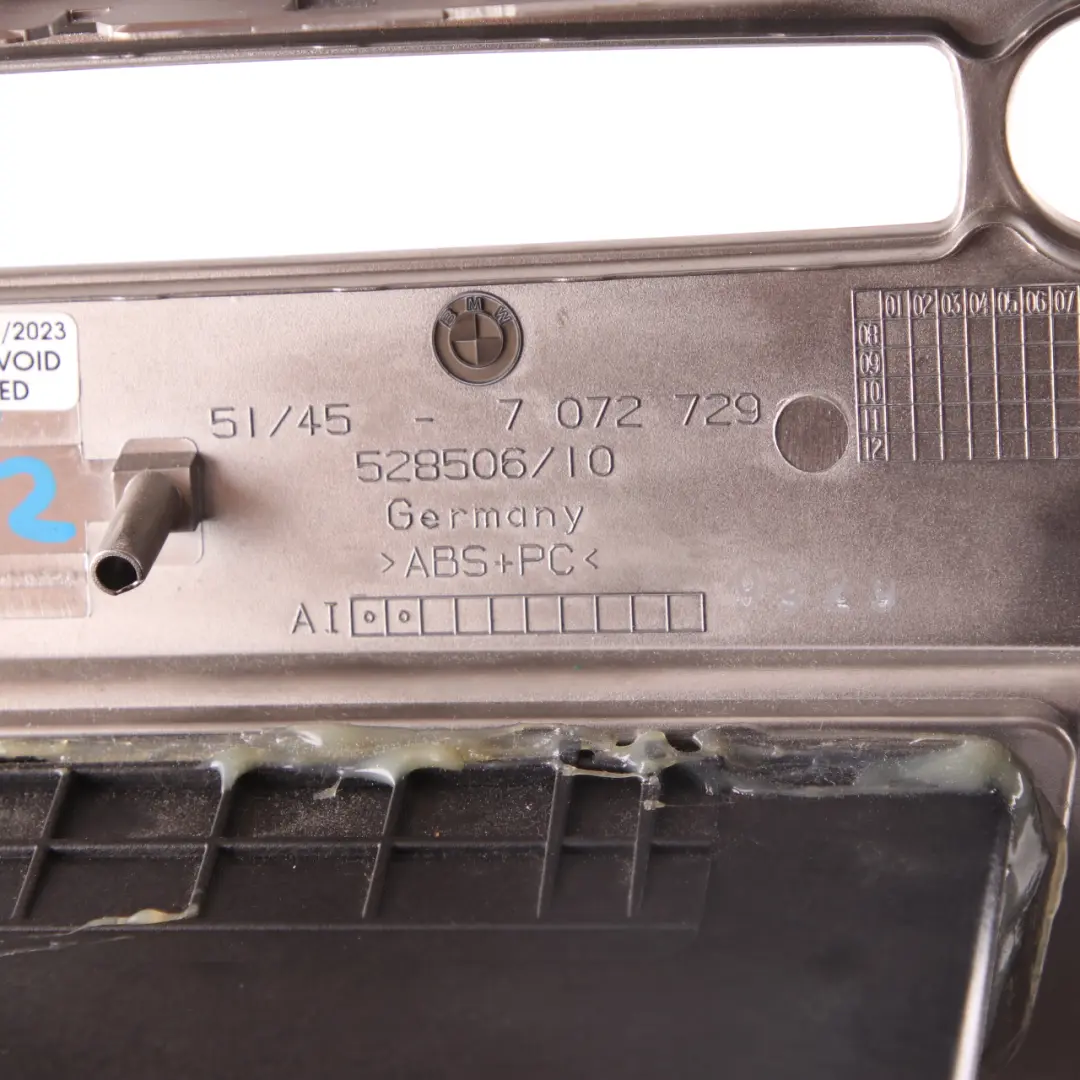 Salpicadero Climatizador Panel Cubierta Marco Rutenio 7072729 para BMW E63 E64 con número de pieza 7073722 BMW E63 E64 Salpicadero Climatizador Panel Cubierta Marco Rutenio 7072729 - SKU 7073722 - Número de pieza 7073722