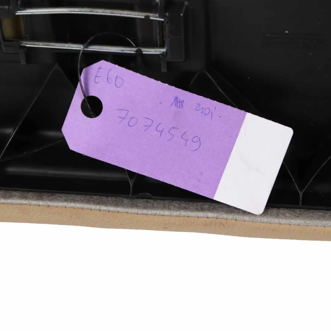 Funda Asiento Trasero Cuero Dakota Asiento Trasero Sofá Banco Beige para BMW E60 con número de pieza 7074549 BMW E60 Funda Asiento Trasero Cuero Dakota Asiento Trasero Sofá Banco Beige - SKU 7074549 - Número de pieza 7074549