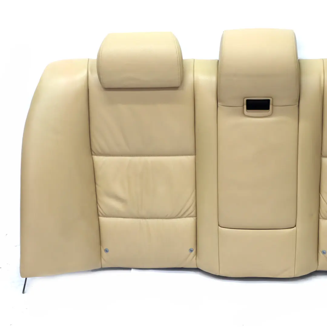 Interior Respaldo Asiento Trasero Funda Cojin Cuero Beige Dakota para BMW E60 con número de pieza 7074550 BMW E60 Interior Respaldo Asiento Trasero Funda Cojin Cuero Beige Dakota - SKU 7074550-1 - Número de pieza 7074550