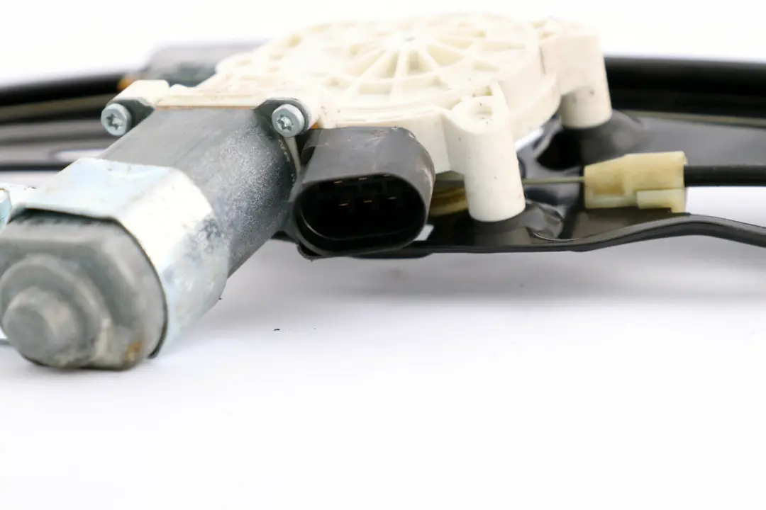 5er E60 E61 LCi Antrieb Fensterheber hinten rechts mit Motor 6922320 7184746 für BMW mit Teilenummer 7075674 BMW 5er E60 E61 LCi Antrieb Fensterheber hinten rechts mit Motor 6922320 7184746 - SKU 7075674 - Teilenummer 7075674