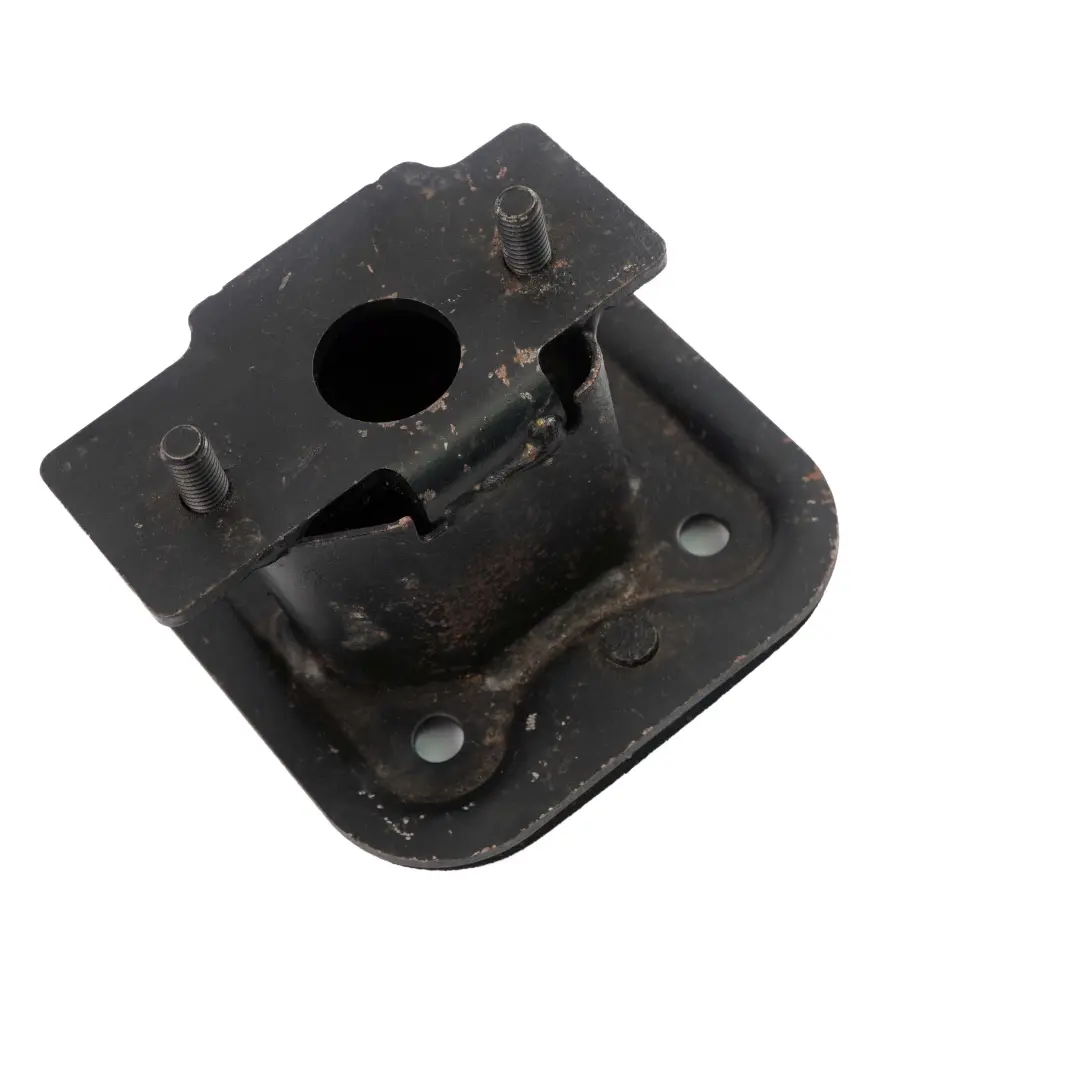 BMW E63 E64 Pare-chocs arriere deformation gauche support amortisseur - SKU 7076033 - Numéro de pièce 7076033