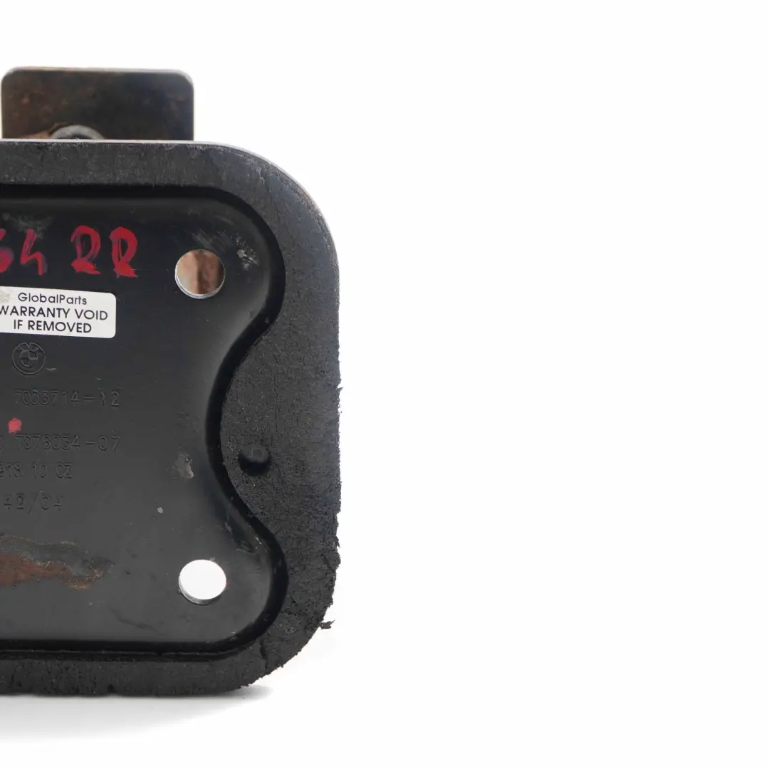 Parachoques Trasero Derecho Elemento Deformación Dmortiguador para BMW E63 con número de pieza 7076034 BMW E63 Parachoques Trasero Derecho Elemento Deformación Dmortiguador - SKU 7076034 - Número de pieza 7076034