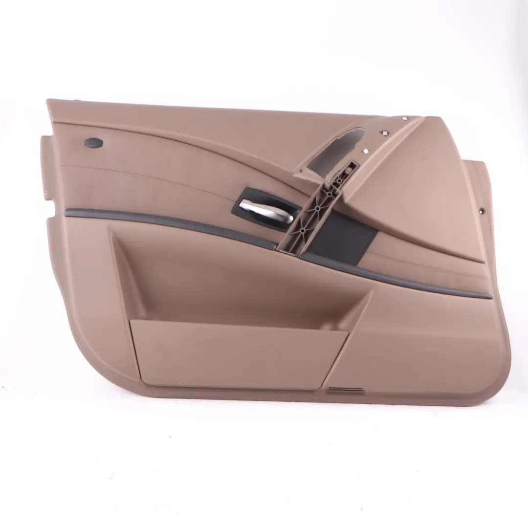 Boczek Drzwi Lewy Przedni Panel Osłona Drzwi Brązowa Skóra do BMW E60 o numerze 7076171 BMW E60 Boczek Drzwi Lewy Przedni Panel Osłona Drzwi Brązowa Skóra - SKU 7076171 - Numer Części 7076171