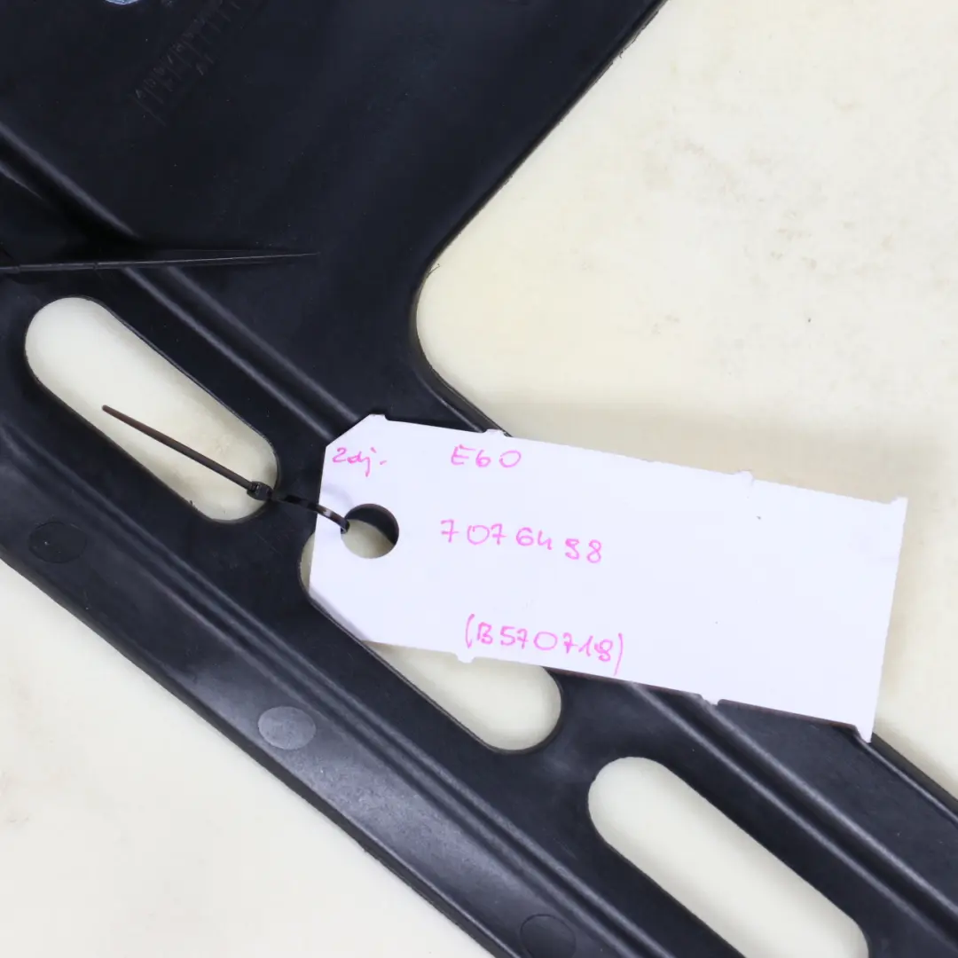 Rücksitzbank Couch Innenraum Rücksitz Sofa Leder Trüffelbraun für BMW E60 mit Teilenummer 7076498 BMW E60 Rücksitzbank Couch Innenraum Rücksitz Sofa Leder Trüffelbraun - SKU 7076498 - Teilenummer 7076498