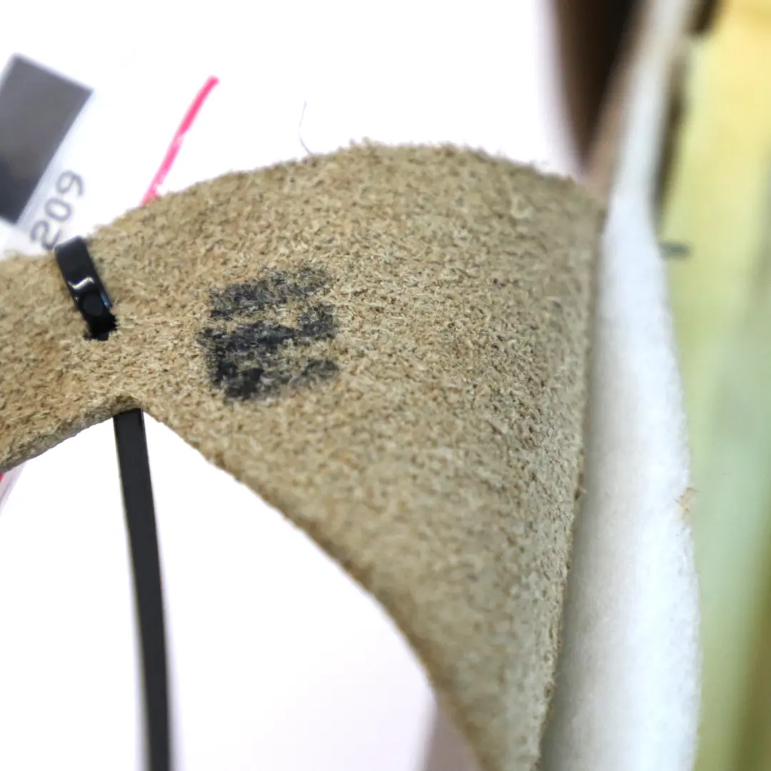 Revêtement de dossier de siège avant Cuir Beige Dakota pour BMW X5 E53 à propos du numéro de pièce 7077555 BMW X5 E53 Revêtement de dossier de siège avant Cuir Beige Dakota - SKU 7077555 - Numéro de pièce 7077555