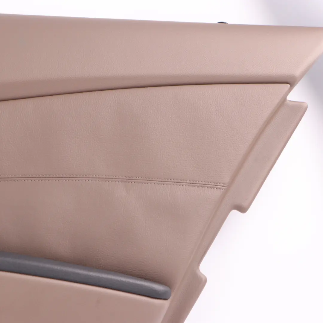 Boczek Drzwi Prawy Tylny Tył Panel Osłona Drzwi Brązowa Skóra do BMW E60 o numerze 7078748 BMW E60 Boczek Drzwi Prawy Tylny Tył Panel Osłona Drzwi Brązowa Skóra - SKU 7078748 - Numer Części 7078748