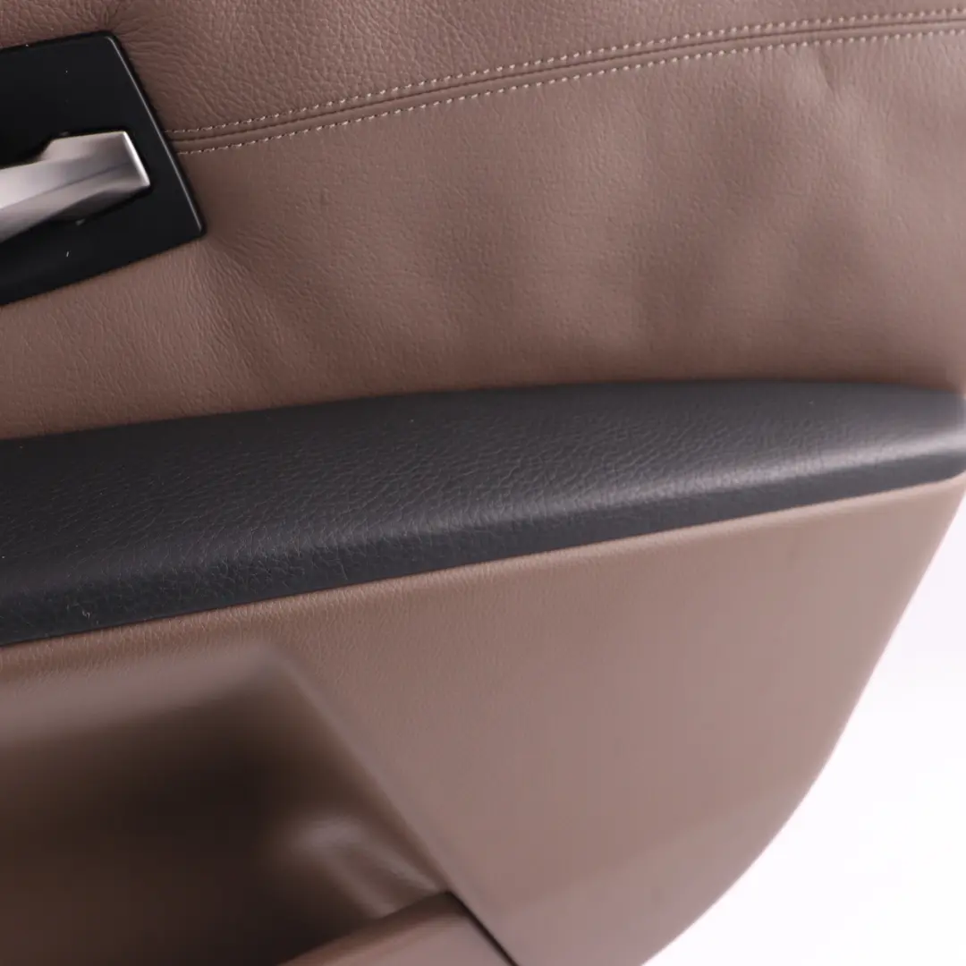 Boczek Drzwi Prawy Tylny Tył Panel Osłona Drzwi Brązowa Skóra do BMW E60 o numerze 7078748 BMW E60 Boczek Drzwi Prawy Tylny Tył Panel Osłona Drzwi Brązowa Skóra - SKU 7078748 - Numer Części 7078748