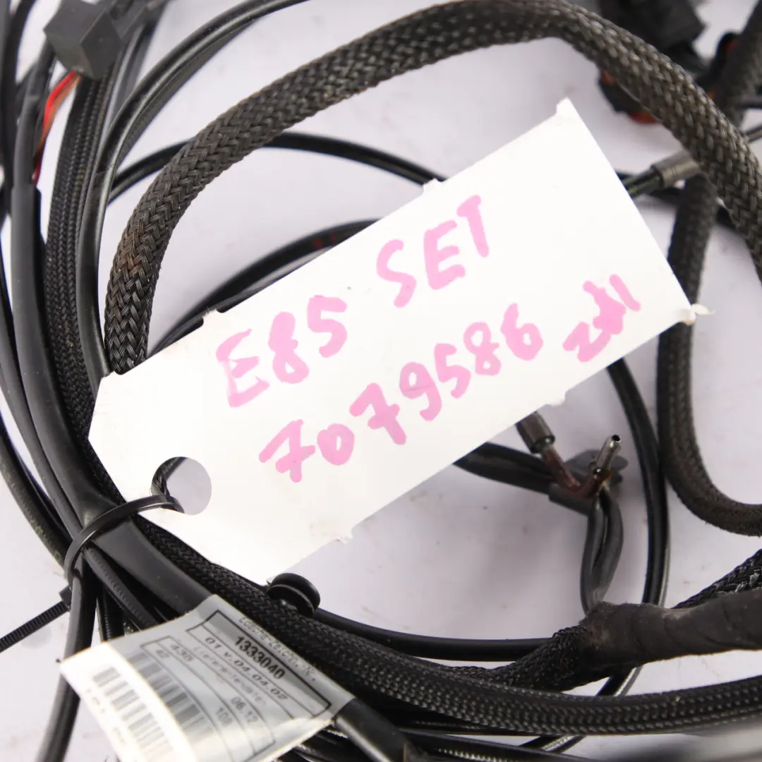 Folding Top Roof Hydraulic Unit Cables Wiring to BMW Z4 E85 Roadster with Part number 7079586 BMW Z4 E85 Roadster Folding Top Roof Hydraulic Unit Cables Wiring - SKU 7079586 - Part number 7079586