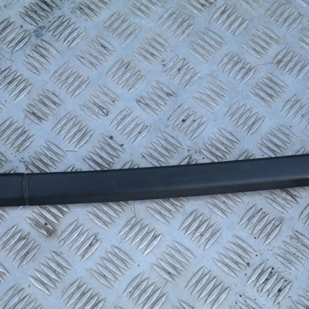 BMW 5 E61 Touring Rails de Toit Droite 7079946 - SKU 7079946-1 - Numéro de pièce 51137079946