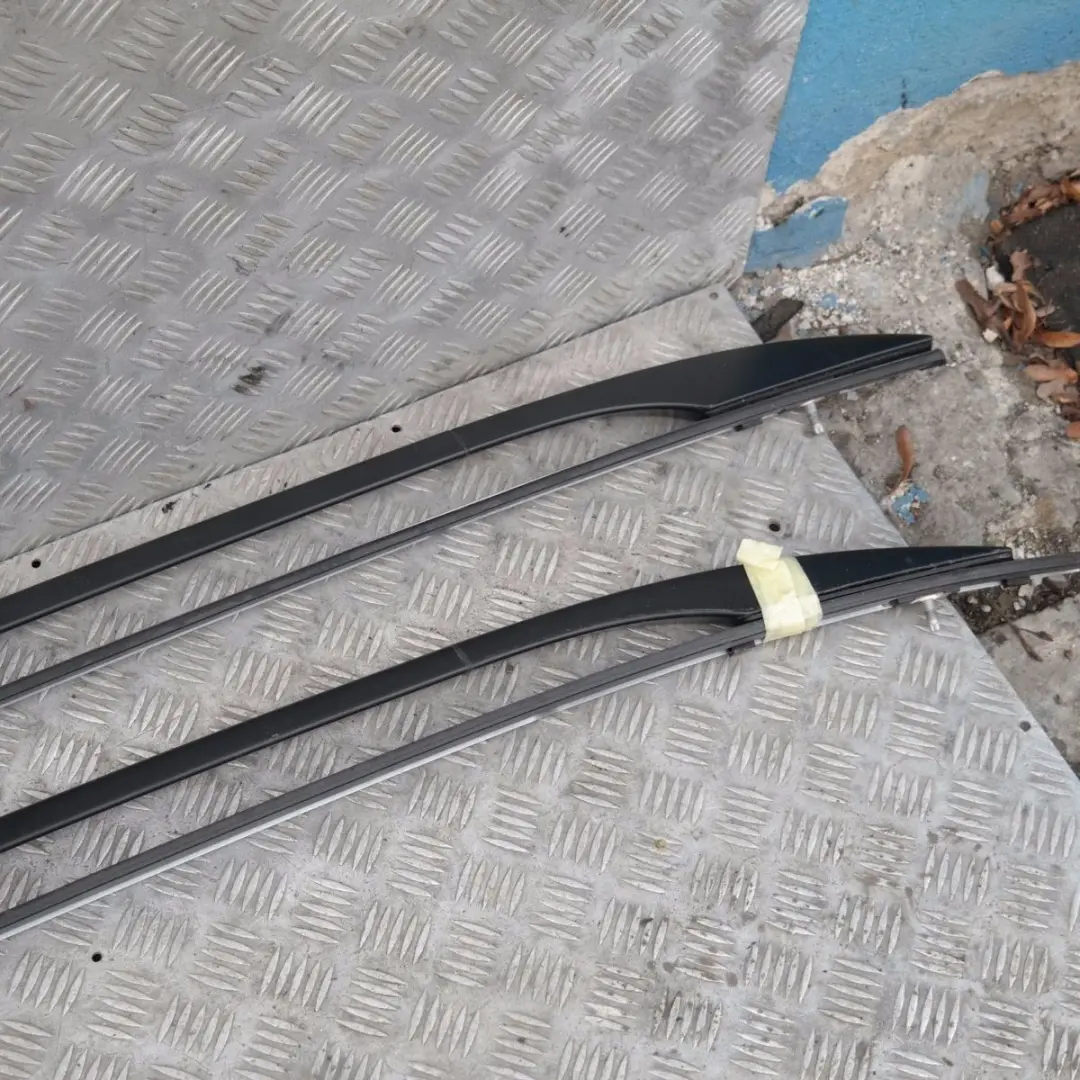 Set Roof Railing Rail Rack Bars Left Right O/N/S Silver to BMW 5 Series E61 Touring with Part number 51137079946 BMW 5 Series E61 Touring Set Roof Railing Rail Rack Bars Left Right O/N/S Silver - SKU 7079946 - Part number 51137079946