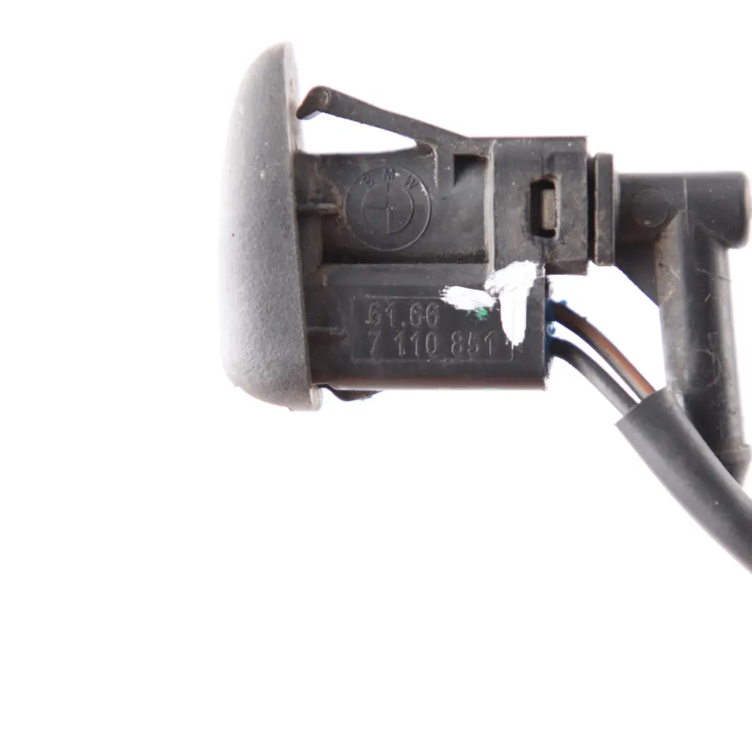 BMW E81 E82 X3 E83 E87 Heated Spray Nozzle Windscreen Washer Jet Set - SKU 7110851-1 - Part number 7110851