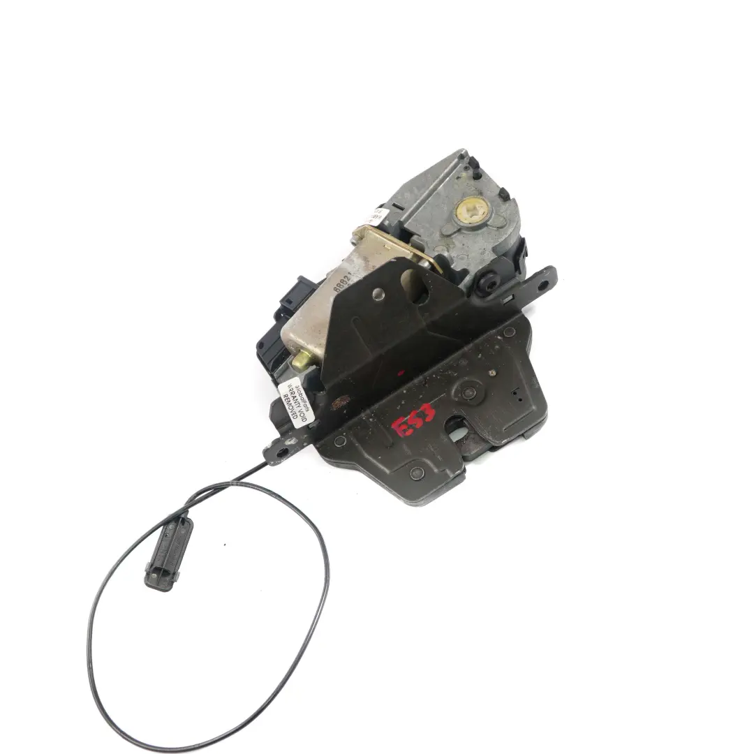 Verrouillage couvercle supérieur coffre lunette arrière pour BMW X5 E53 à propos du numéro de pièce 7111008 BMW X5 E53 Verrouillage couvercle supérieur coffre lunette arrière - SKU 7111008 - Numéro de pièce 7111008