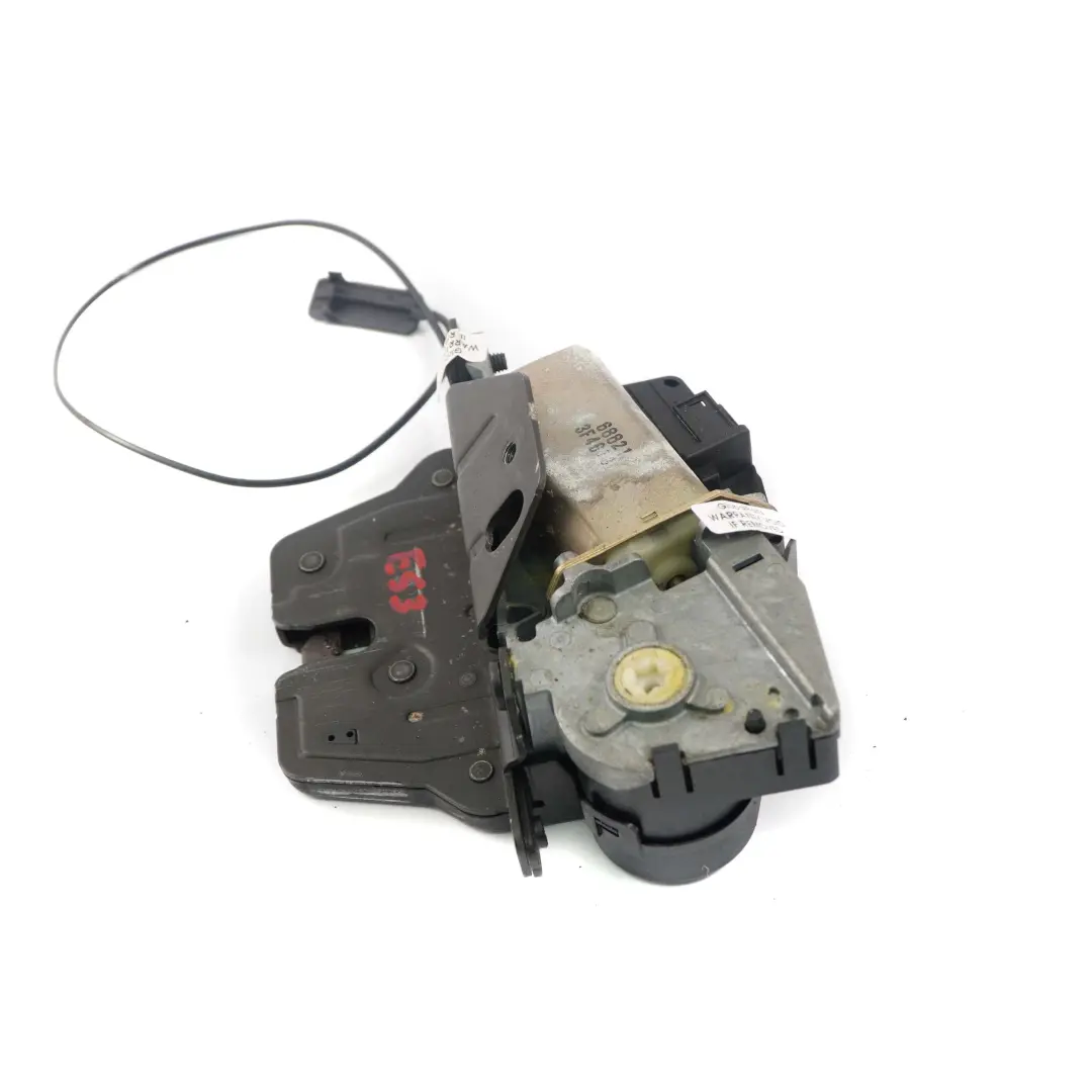 BMW X5 E53 Servo Cierre Tapa Tronco Superior Pestillo Ventana Trasera - SKU 7111008 - Número de pieza 7111008