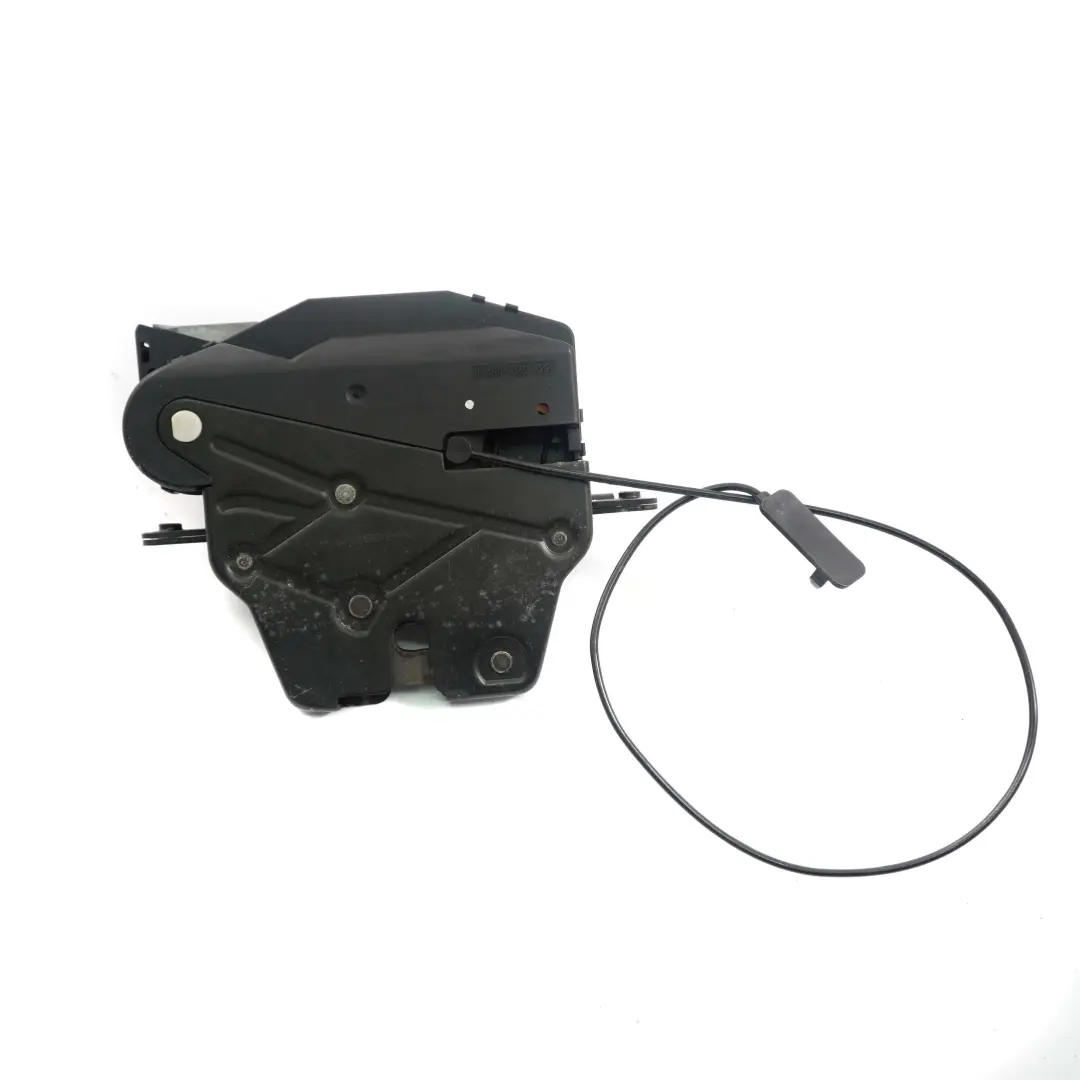 Zamek Klapy Bagażnika Tylny Tył do BMW X5 E53 o numerze 7111008 BMW X5 E53 Zamek Klapy Bagażnika Tylny Tył - SKU 7111008 - Numer Części 7111008