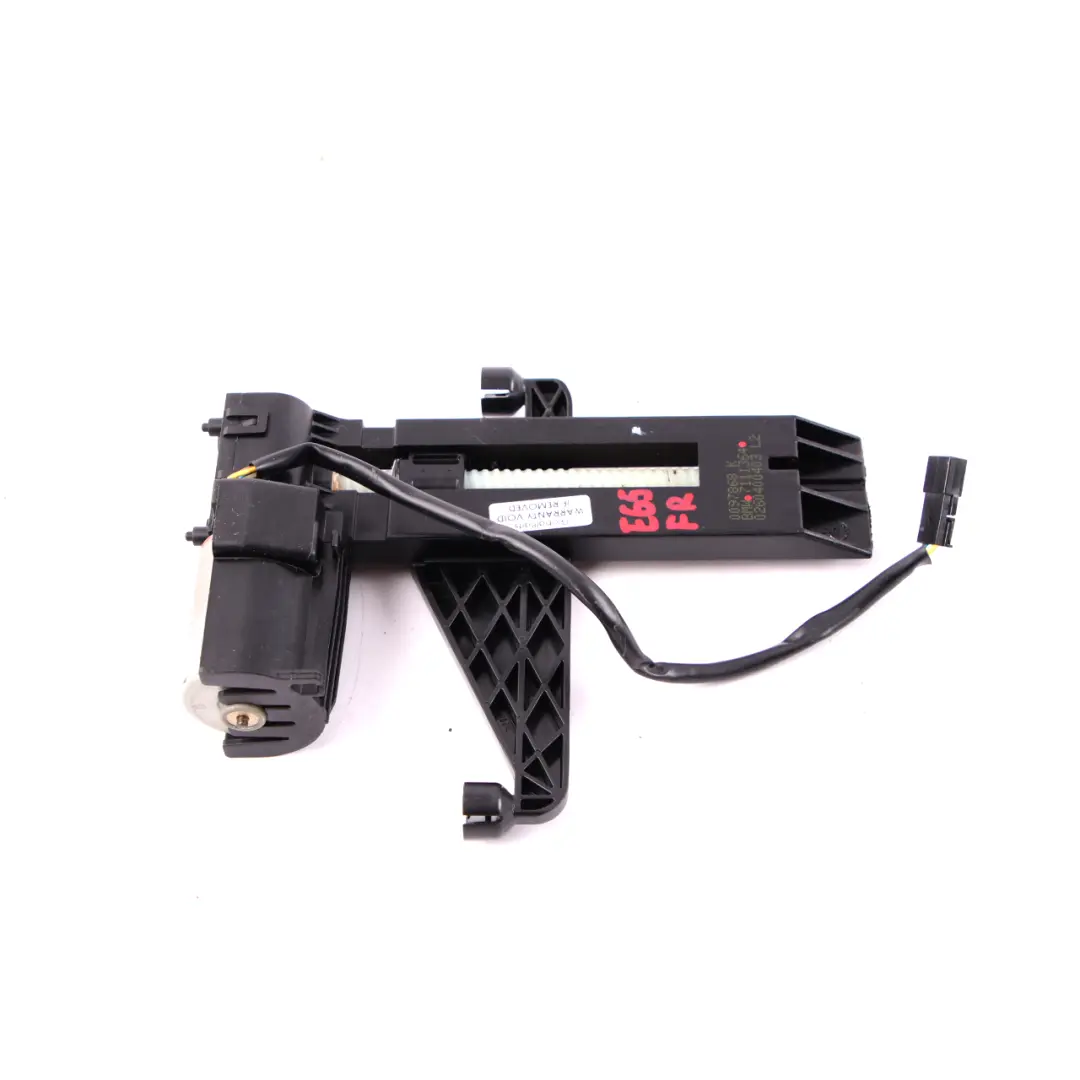 Front Headrest Adjuster Motor With Memory to BMW 5 7 E60 E61 LCI E65 with Part number 7111364 BMW 5 7 E60 E61 LCI E65 Front Headrest Adjuster Motor With Memory - SKU 7111364 - Part number 7111364