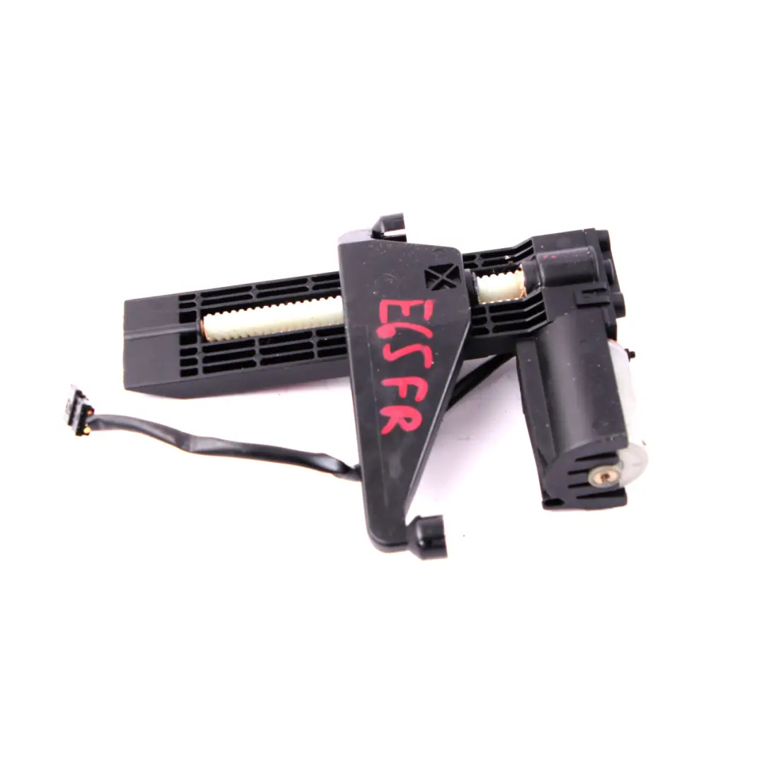 Front Headrest Adjuster Motor With Memory to BMW 5 7 E60 E61 LCI E65 with Part number 7111364 BMW 5 7 E60 E61 LCI E65 Front Headrest Adjuster Motor With Memory - SKU 7111364 - Part number 7111364